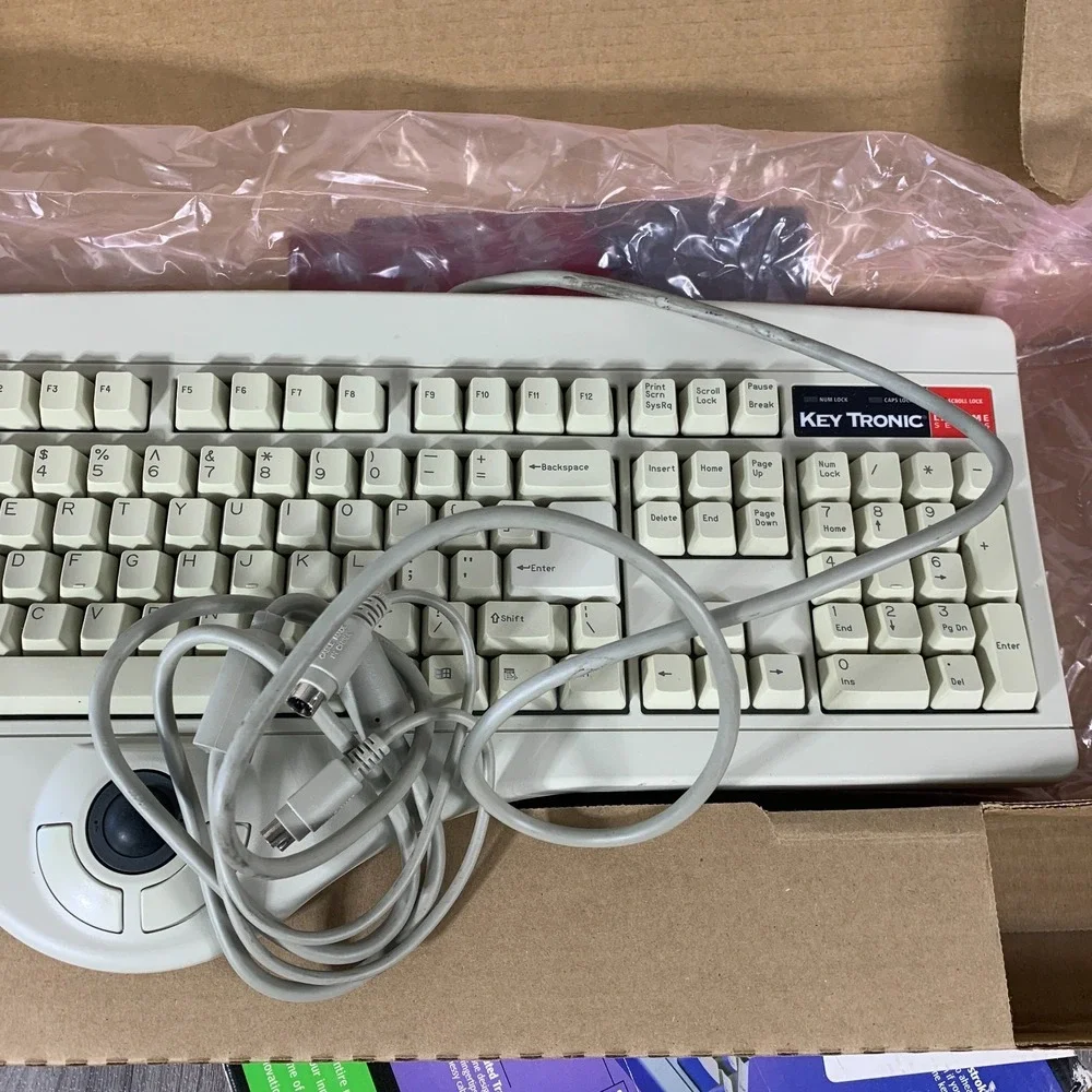 Vintage Keytronic Lifetime Series Keyboard w/ Built In Trackball Retro Computer